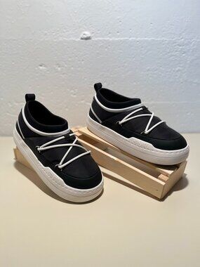 Moon Boot Unisex Park Icon Ambidextrous Slip-On Shoes